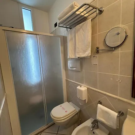 Hotel Milano 3*